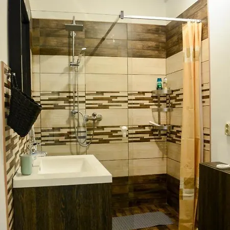 Terragora Apartman * Eger